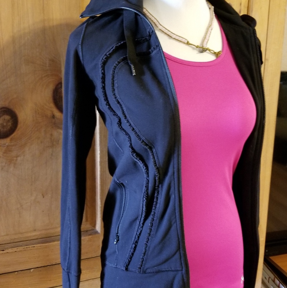 Lululemon athletics Jacket - Picture 2 of 5
